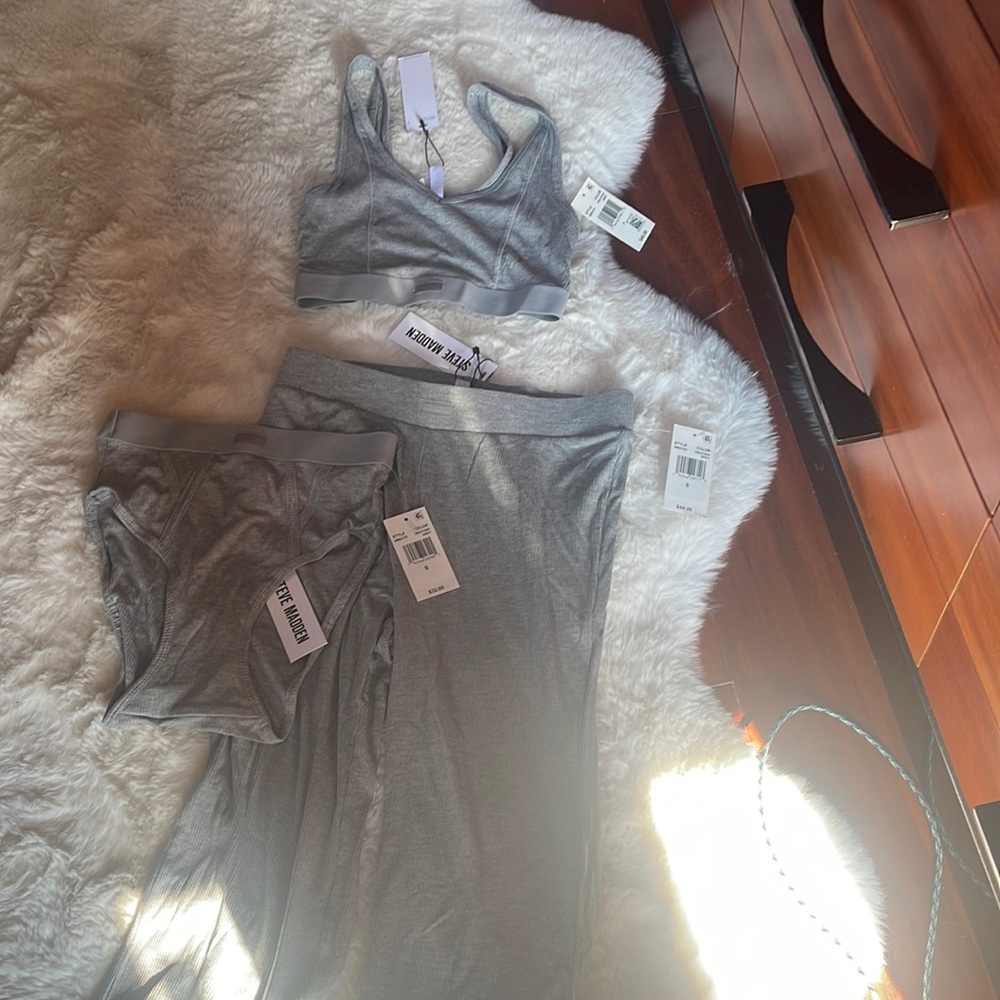 Steve Madden - Grey lounge set